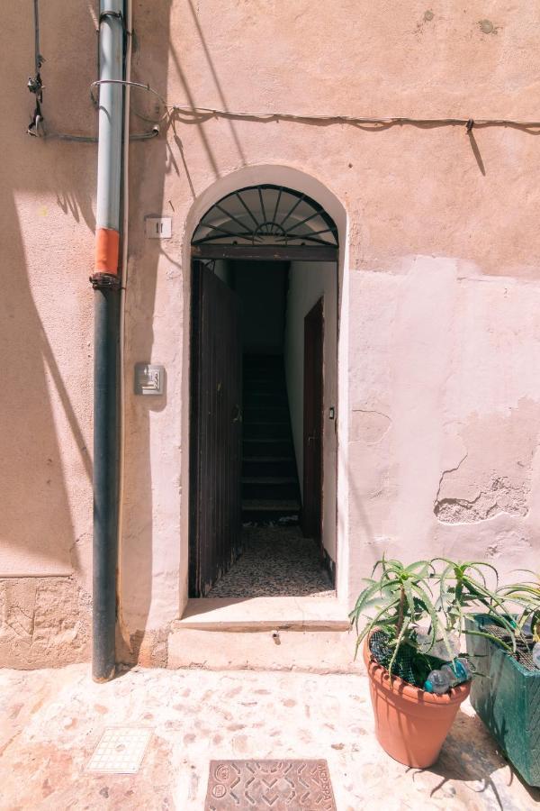 Aria Apartment Cefalu Exterior photo